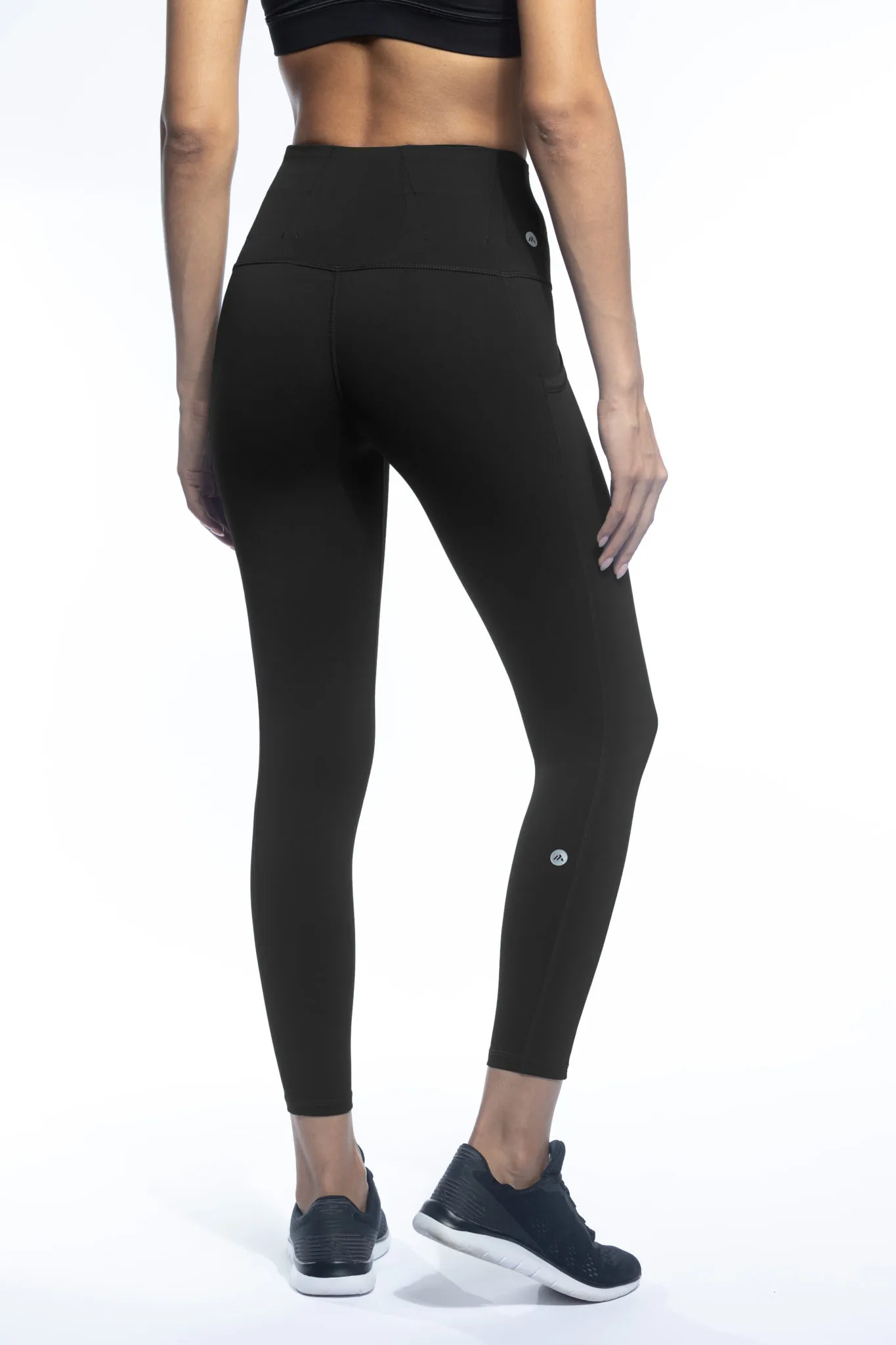 Byrna Alexo Athletica Matte 7/8 Carry Legging - Image 5